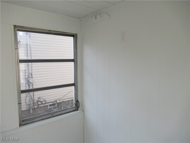 Building Photo - 8005 Bremen Ave