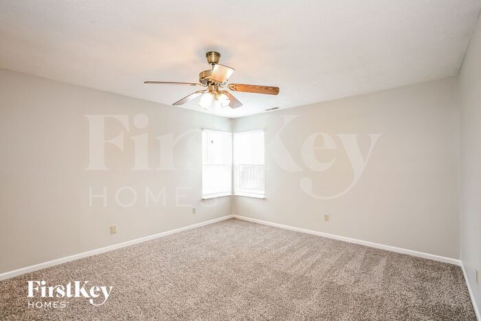 Building Photo - 10290 Stillwell Dr