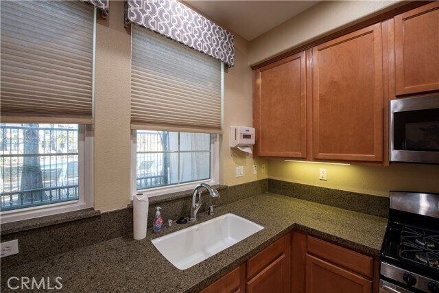 Building Photo - 12355 Azaleas Dr