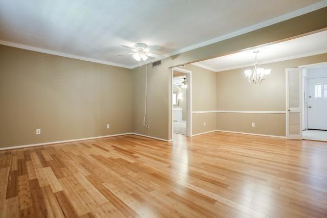 Building Photo - 5815 Sandhurst Ln