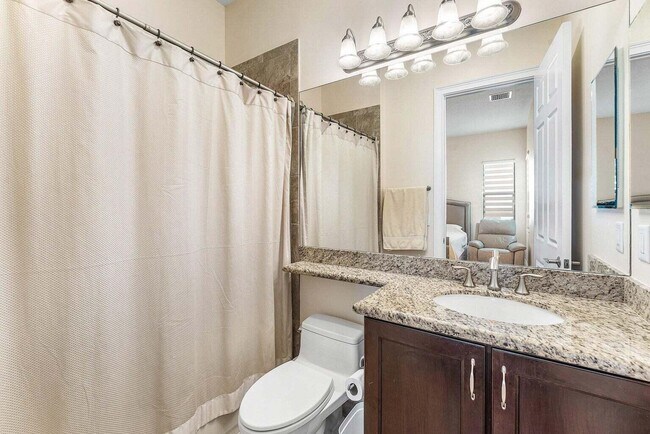 Building Photo - 16631 Chesapeake Bay Ct