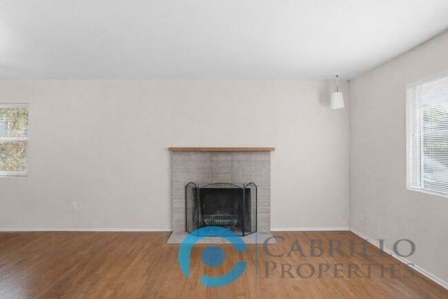 Building Photo - 4330 Cleveland Ave