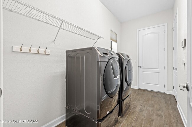 Building Photo - 2453 Chapel Bridge Ln