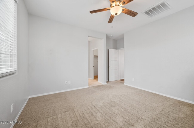 Building Photo - 1752 E Chelsea Ln