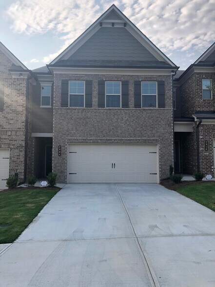 Front of Home - 2904 Weyhill Trl