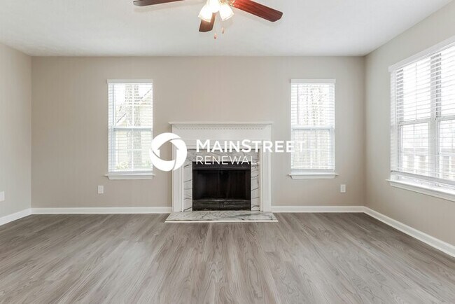 Building Photo - 4 Bedroom Pet-Friendly Home in Decatur, GA...