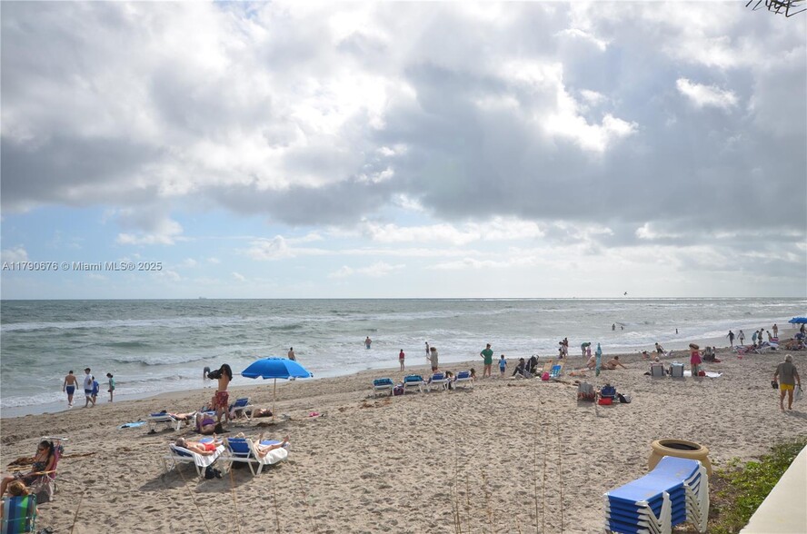Building Photo - 3801 S Ocean Dr
