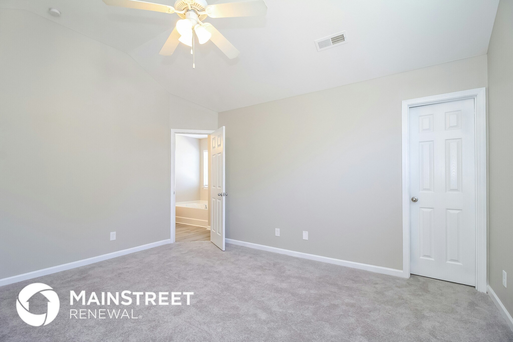 Building Photo - 977 Peachtree Meadows Cir