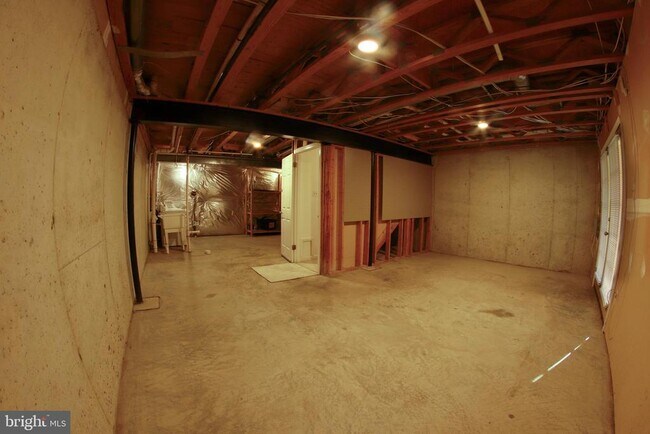 Building Photo - 3955 Pepperidge Ct