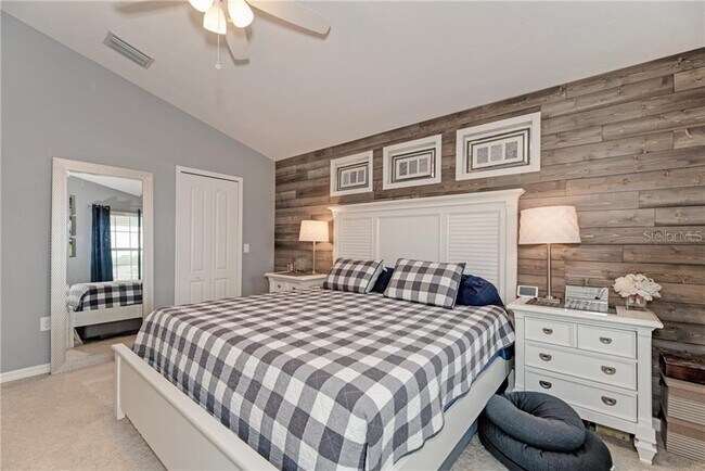 Building Photo - 12467 Sagewood Dr