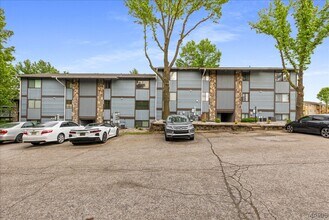 Building Photo - 1722 Gascony Parc Dr