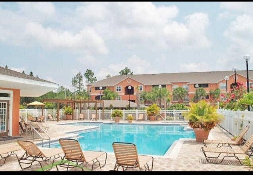 Primary Photo - 16467 Enclave Village Dr