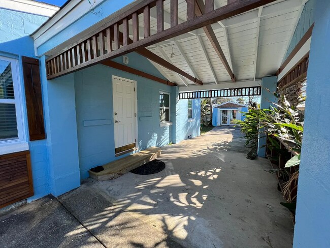 Building Photo - 420 Ribault Ave
