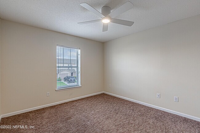 Building Photo - 1500 Calming Water Dr