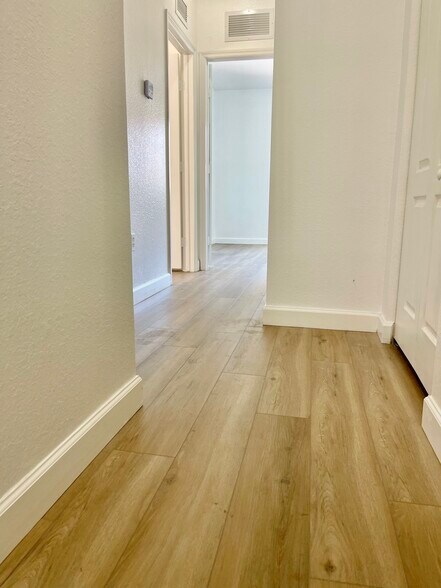 Building Photo - 21477 SW 85th Psge