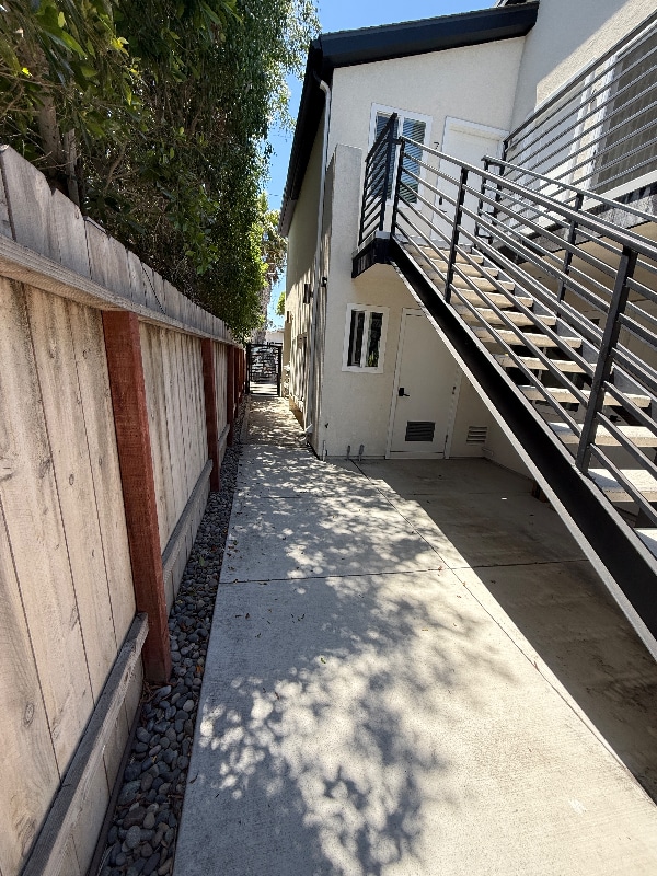 Building Photo - 4732 Bancroft St