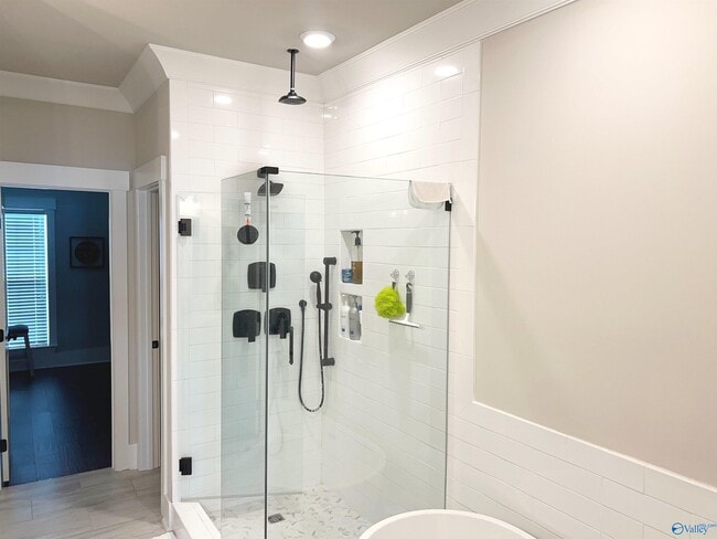 Building Photo - 531 Town Madison Blvd