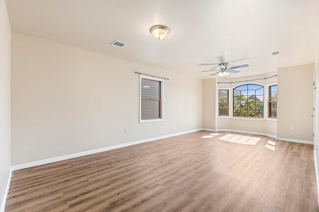 Building Photo - 765 Ocean Ave