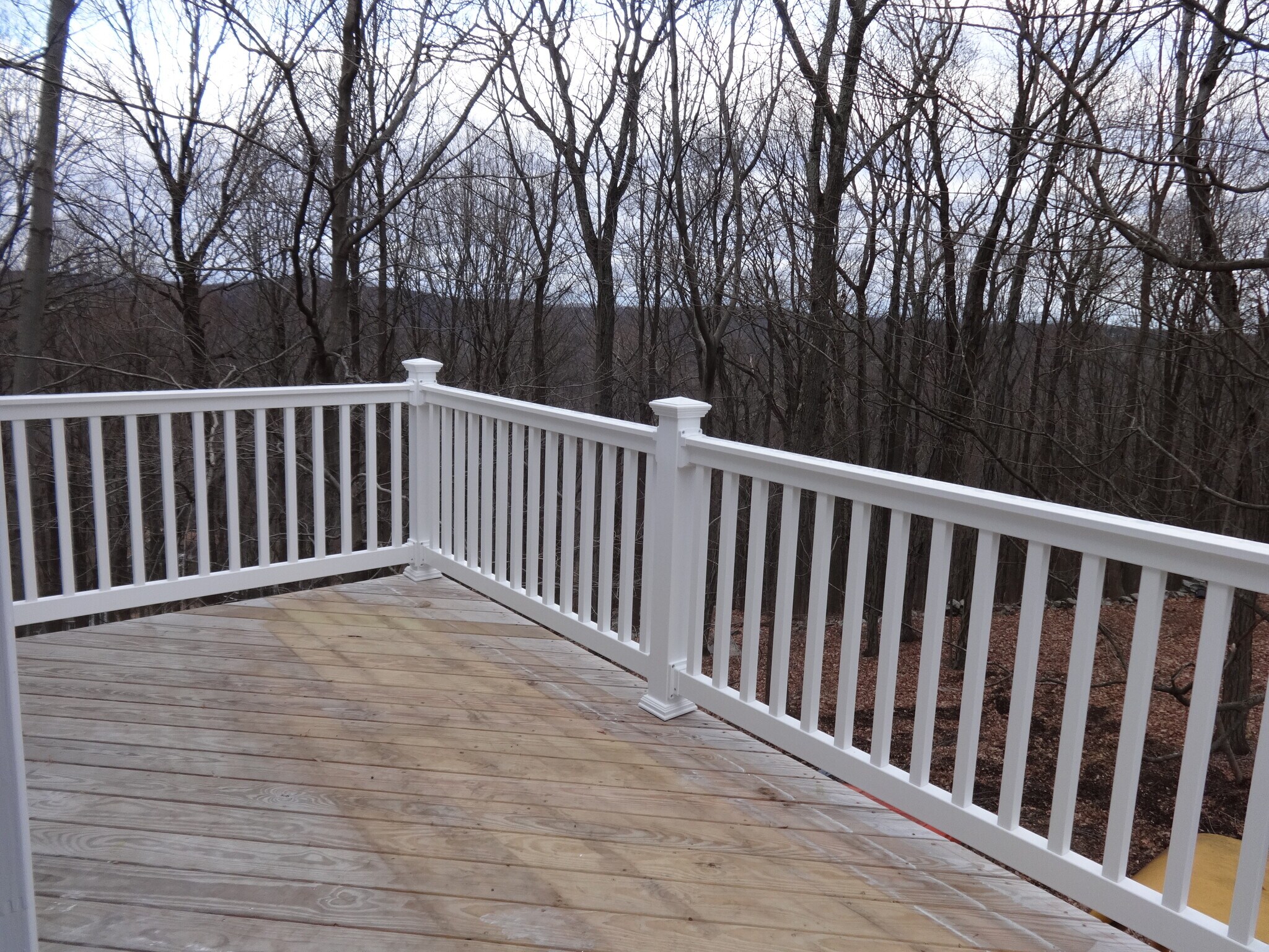 deck - 30 Grandview Dr
