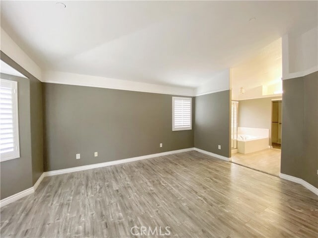 Building Photo - 5154 Picasso Dr