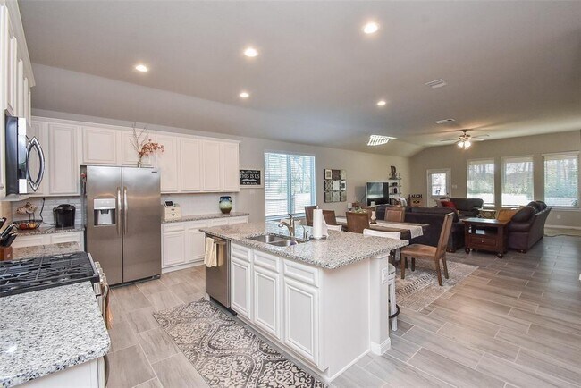 Building Photo - 18119 Humber River Ln