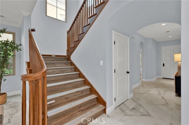 Building Photo - 67 Livia