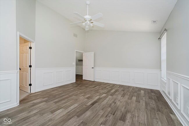 Building Photo - 9413 N Bayfield Dr