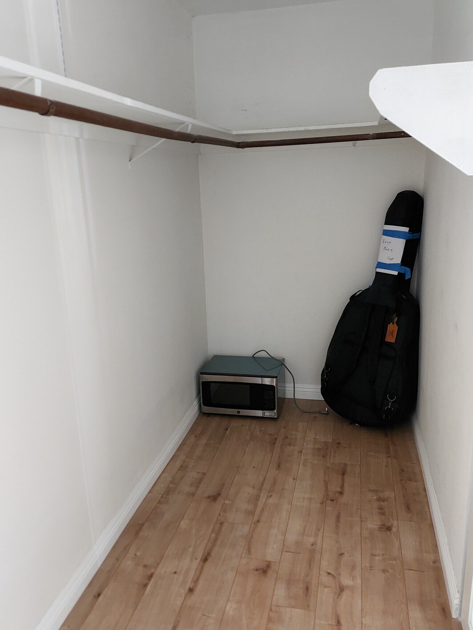 Walk-in master closet - 5600 Kensington Way