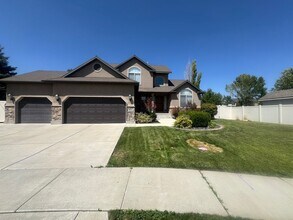 Building Photo - Amazing Lehi home for rent!