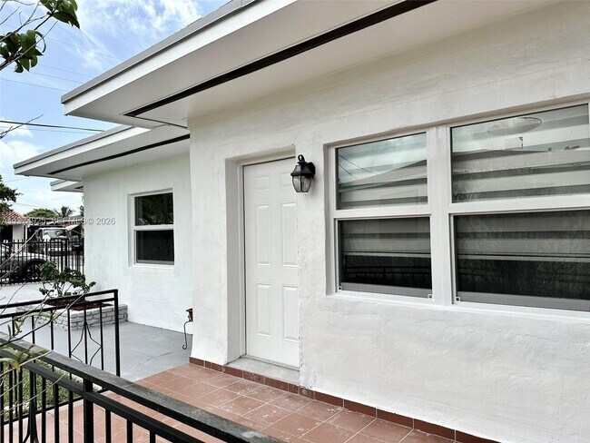 Building Photo - 3461 NW 6th St