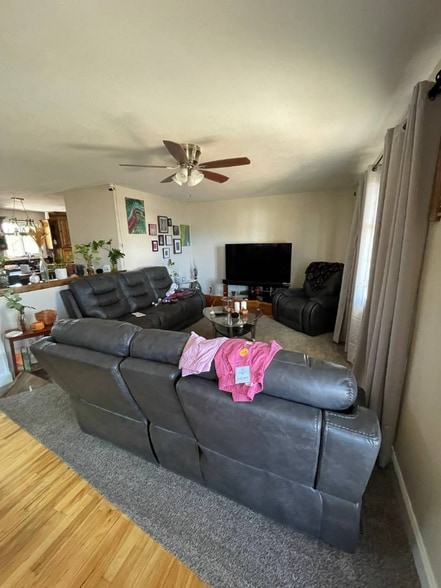 Building Photo - 3892 E 200 Rd N