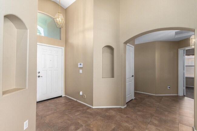 Building Photo - 1238 W Dana Dr