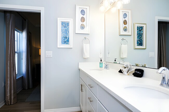 Building Photo - 14289 Beach Heather Ct