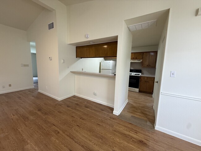 Building Photo - 2506 Howellwood Wy
