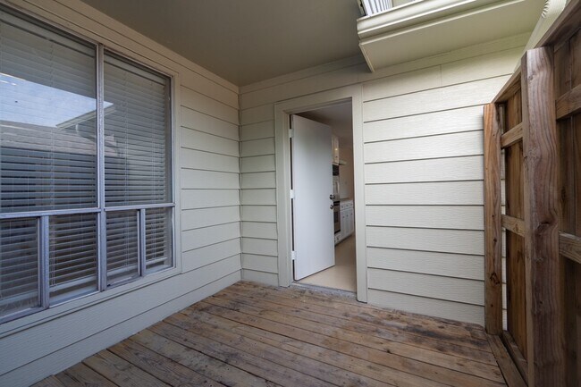 Building Photo - 7310 Westbranch Dr