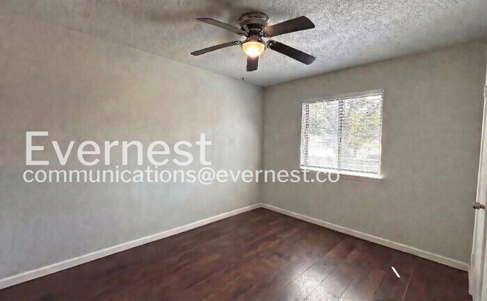 Building Photo - 16311 Paso Hondo Dr