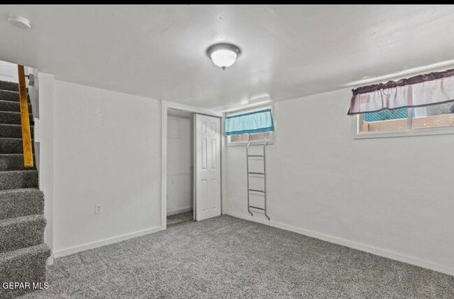 Building Photo - 4116 Chester Ave