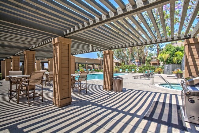 Interior Photo - Waterstone Alta Loma Apartments