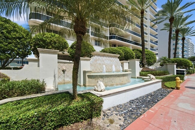Building Photo - 9595 Collins Ave