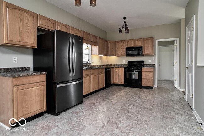 Building Photo - 13092 Brookdale Dr