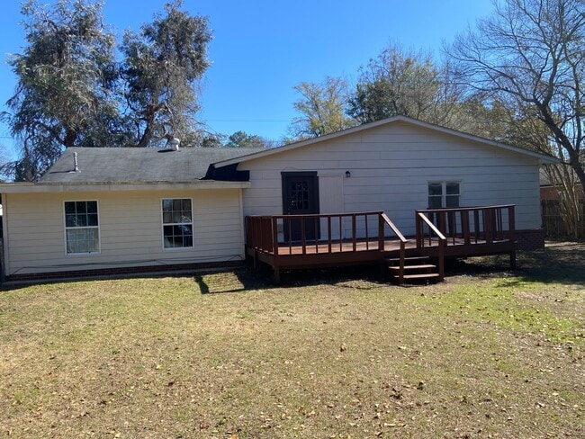 Building Photo - 5 Bedroom / 2 Bathroom Home for Rent in Columbus, GA 31906