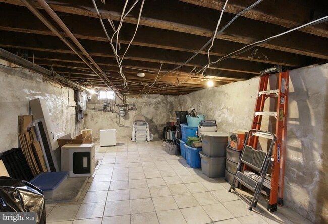 Building Photo - 636 Wilder St