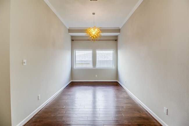 Building Photo - 17106 Rainier Creek Dr