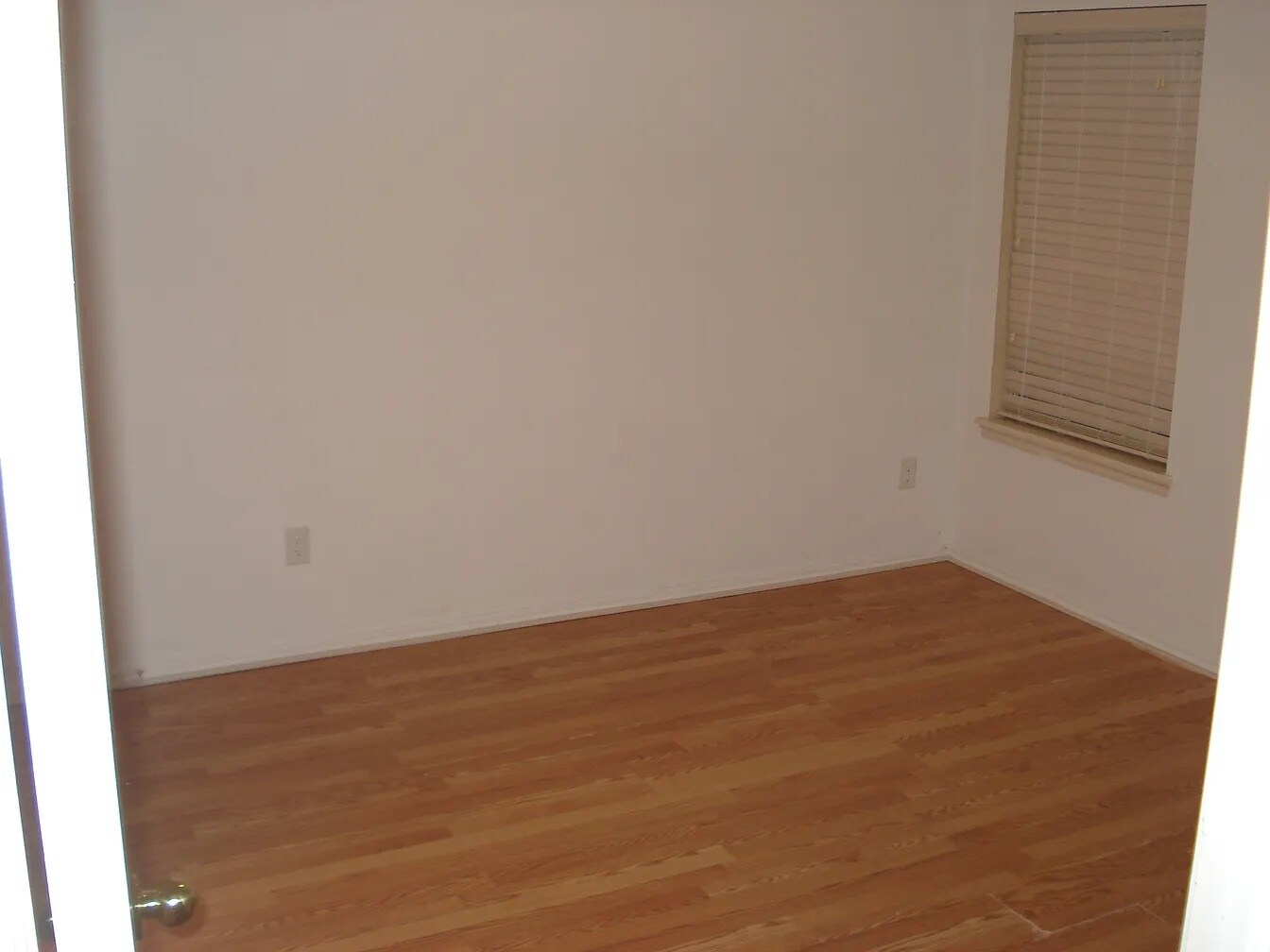 Building Photo - 413 Pinehurst drive