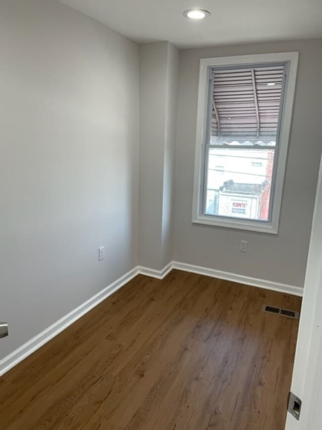 Building Photo - Beautifully Updated 3 Bedroom Home for Rent!