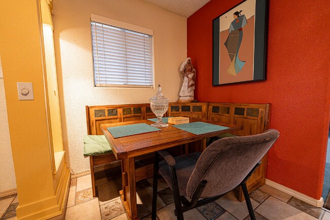 Building Photo - Desert Oasis – Furnished Executive Room in...