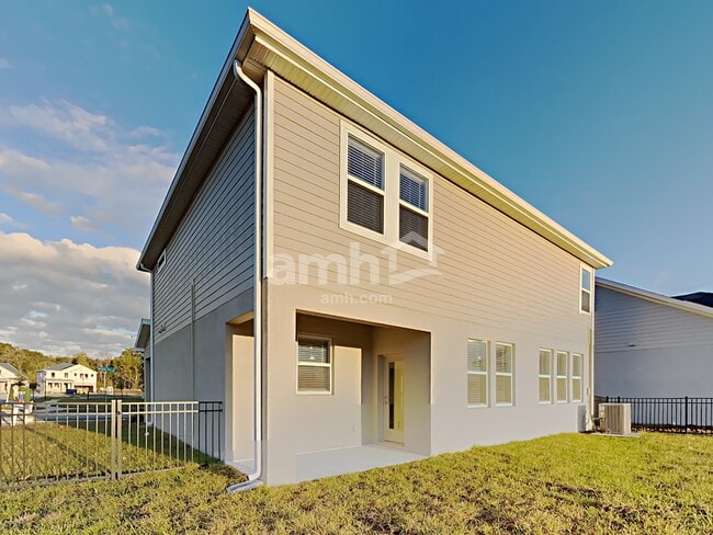 Building Photo - 1001 Walden Pond Dr