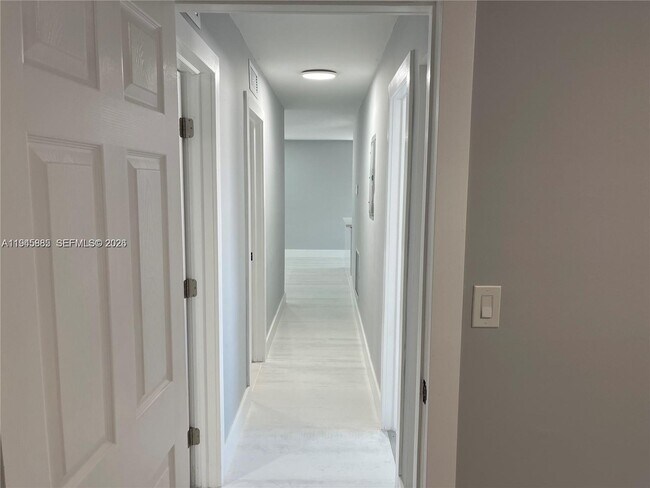 Building Photo - 1541 N 71st Terrace