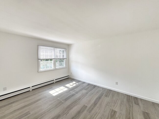 Building Photo - 21 Avenue B