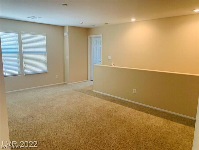 Building Photo - 5506 Spiceberry Dr